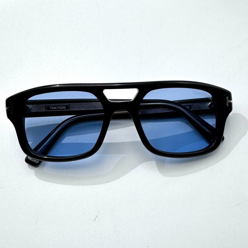 Tom Ford Sunglasses Icon TI0022 01V Black Navigator Frame Blue Lens 53-20-145